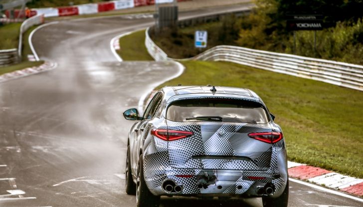 Alfa Romeo Stelvio Quadrifoglio, il SUV più veloce al mondo sul Nurburgring [Video] - Foto 14 di 14