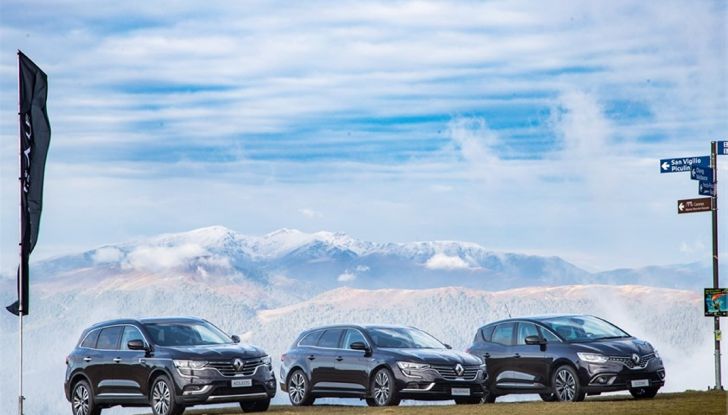 Renault Initiale Paris, la Losanga dallo stile ricercato e chic - Foto 6 di 16