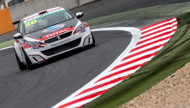 Magny Cours – Julien Briché porta a casa il titolo con la Peugeot 308 Racing Cup - Foto 2 di 6