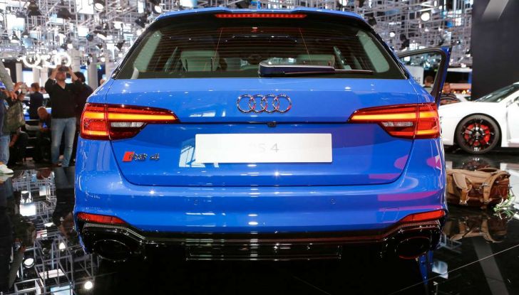 Audi RS4 Avant - Foto 10 di 13