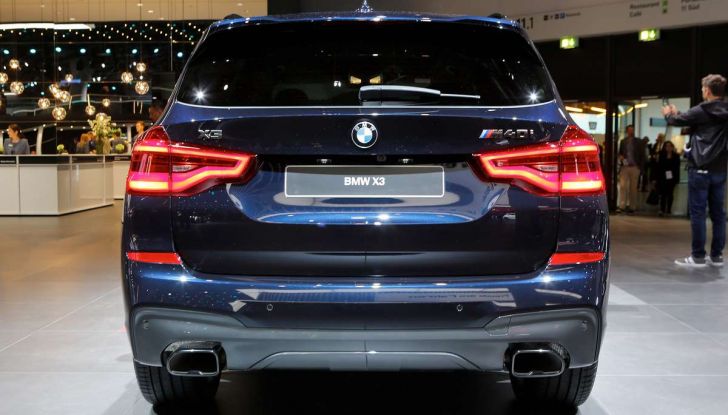 Nuova BMW X3 2017: nuovi motori e linee più decise - Foto 11 di 22