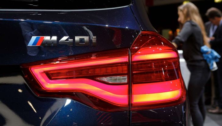 Nuova BMW X3 2017: nuovi motori e linee più decise - Foto 13 di 22