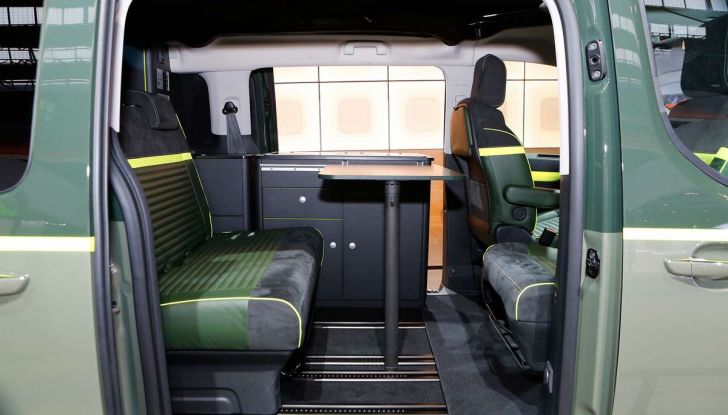 Citroen SpaceTourer Rip Curl Concept - Foto 9 di 11