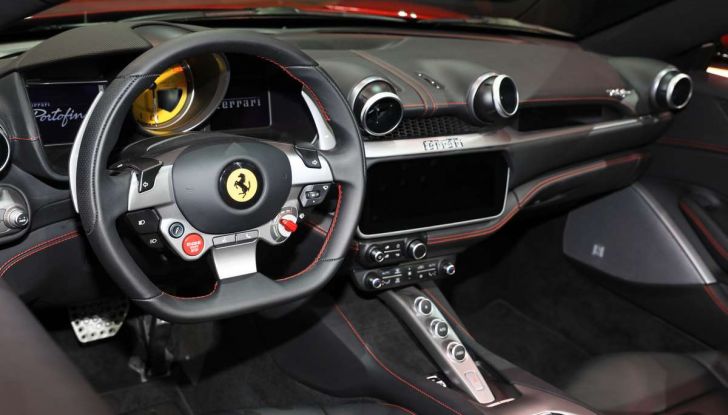 Ferrari Portofino: il V8 da 600CV e 720Nm per la classe di Maranello - Foto 9 di 37