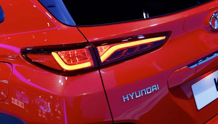 Hyundai Kona, dettagli e caratteristiche del nuovo SUV - Foto 13 di 20