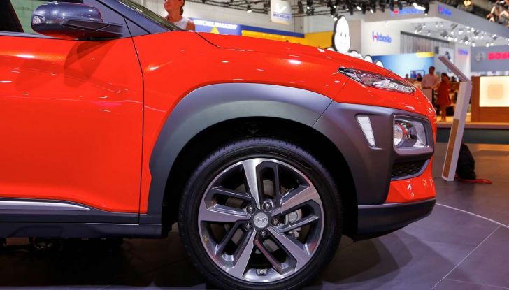 Hyundai Kona, dettagli e caratteristiche del nuovo SUV - Foto 6 di 20