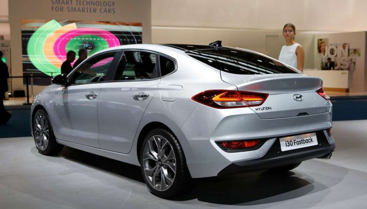 Hyundai i30 Fastback, la nuova coupè a 5 porte - Foto 3 di 13