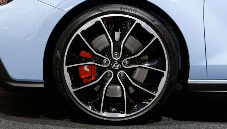 Hyundai i30 N, compatta sportiva da 275 cavalli - Foto 3 di 17