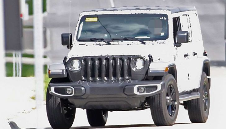 Jeep Wrangler MY2018, prime immagini spia - Foto 20 di 22