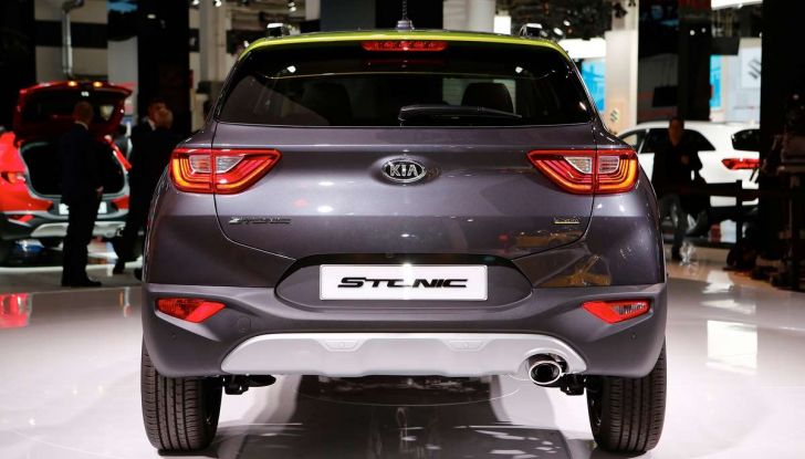 Kia Stonic, dettagli del SUV compatto coreano - Foto 12 di 19