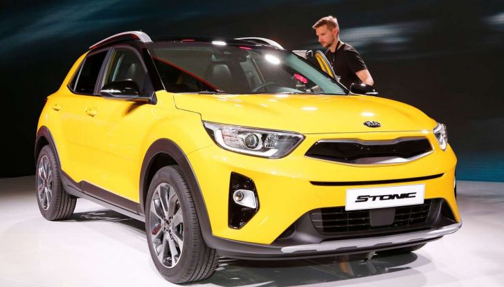 Kia Stonic, dettagli del SUV compatto coreano - Foto 1 di 19
