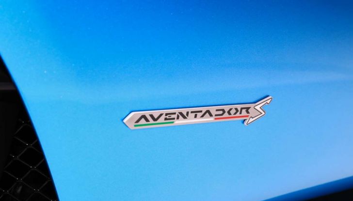 Lamborghini Aventador S Roadster - Foto 24 di 26