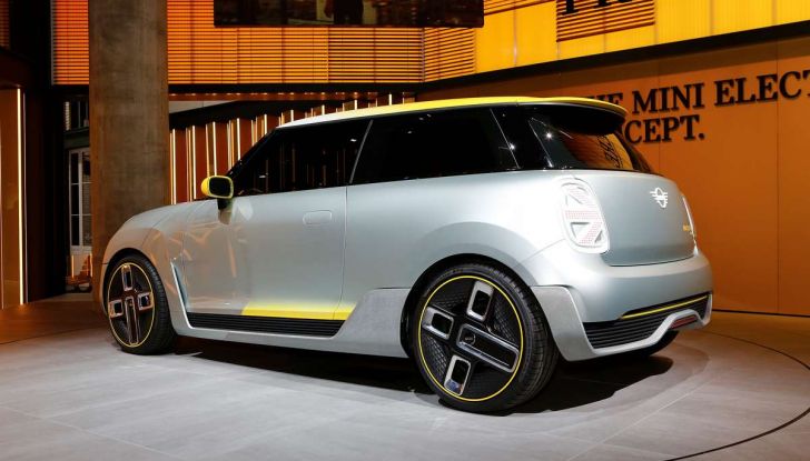 MINI Electric Concept per anticipare il 2019 al Salone di Francoforte - Foto 19 di 24