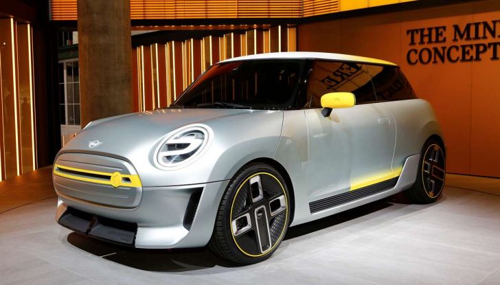 MINI Electric Concept per anticipare il 2019 al Salone di Francoforte - Foto 15 di 24