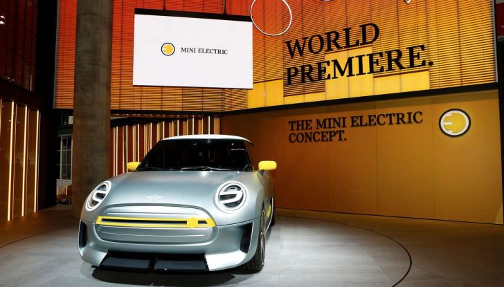 MINI Electric Concept per anticipare il 2019 al Salone di Francoforte - Foto 23 di 24