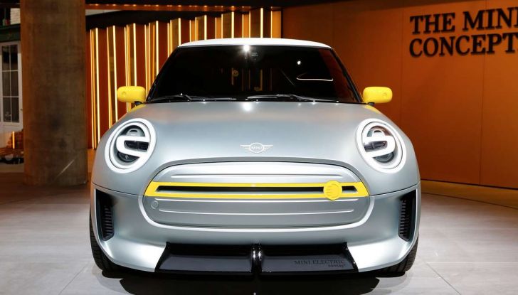 MINI Electric Concept per anticipare il 2019 al Salone di Francoforte - Foto 8 di 24