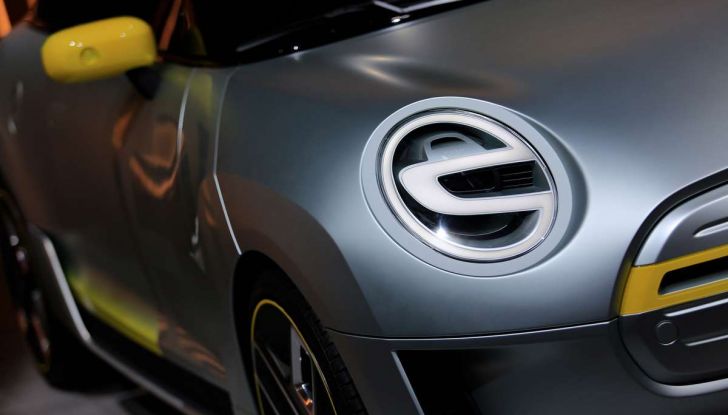 MINI Electric Concept per anticipare il 2019 al Salone di Francoforte - Foto 13 di 24