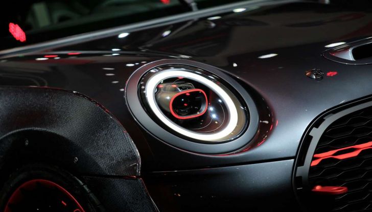 MINI John Cooper Works GP, sportiva da 300 CV - Foto 4 di 20