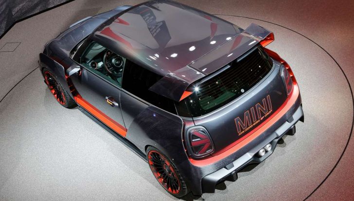 MINI John Cooper Works GP, sportiva da 300 CV - Foto 8 di 20