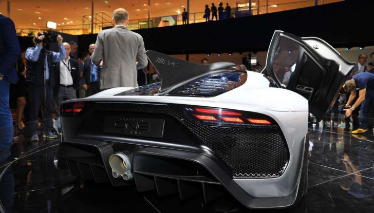 Mercedes-AMG Project ONE - Foto 24 di 35