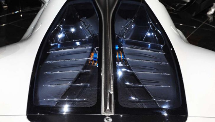 Mercedes-AMG Project ONE - Foto 25 di 35