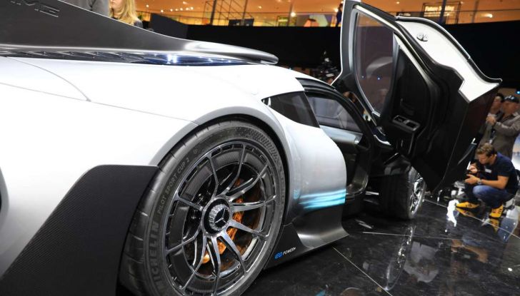 Mercedes-AMG Project ONE - Foto 28 di 35