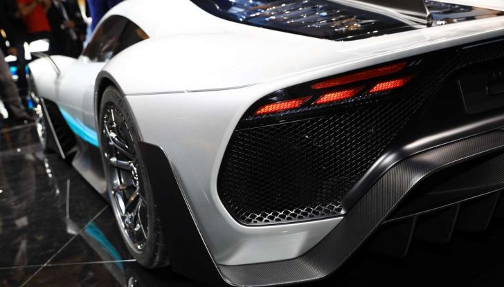 Mercedes-AMG Project ONE - Foto 10 di 35