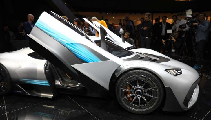 Mercedes-AMG Project ONE - Foto 14 di 35