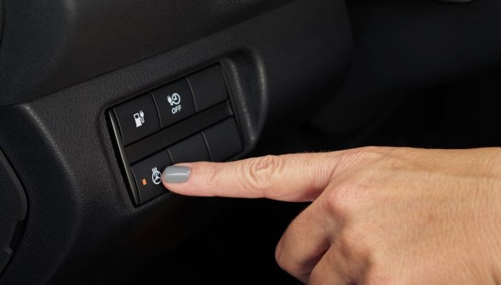 Nissan Italia e Università dell’Aquila fanno squadra per una nuova mobilità elettrica - Foto 13 di 26