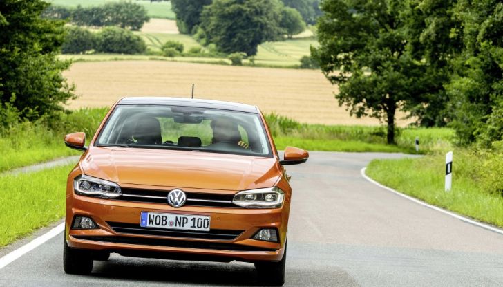 Nuova Volkswagen Polo 2018: prova su strada, motori e prezzi - Foto 9 di 34