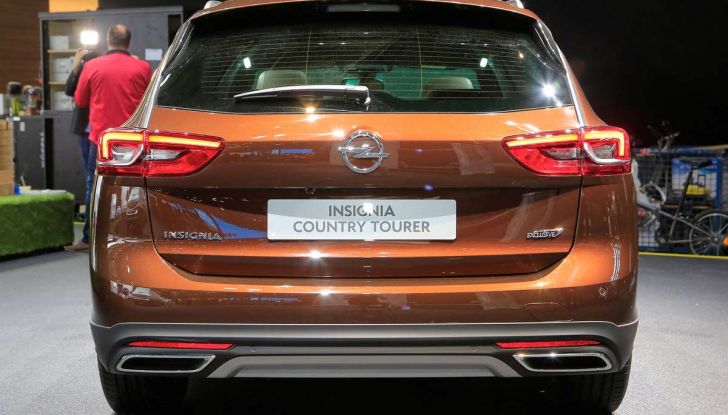 Opel Insignia Country Tourer, la versione per tutti i terreni - Foto 6 di 13