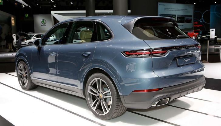 Nuova Porsche Cayenne, arriva la terza generazione del SUV tedesco - Foto 4 di 13