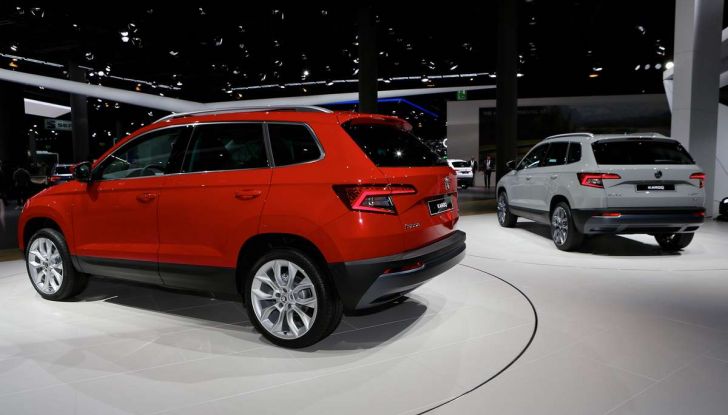 Skoda Karoq: il SUV compatto con nuovi motori e tanto spazio - Foto 12 di 15