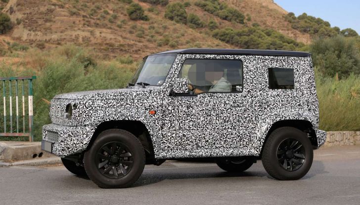 Suzuki Jimny 2018 prime foto spia della nuova generazione - Foto 15 di 19