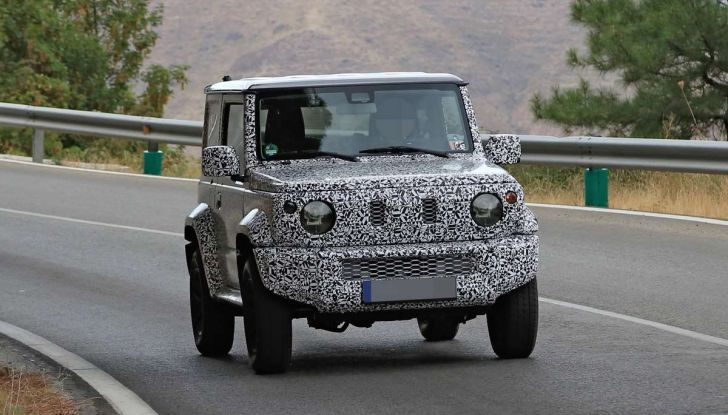 Suzuki Jimny 2018 prime foto spia della nuova generazione - Foto 14 di 19