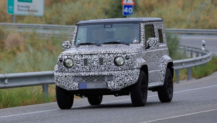 Suzuki Jimny 2018 prime foto spia della nuova generazione - Foto 5 di 19