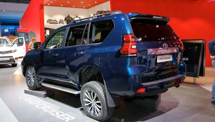 Toyota Land Cruiser 2018: il SUV body-on-frame per tutti i terreni - Foto 5 di 15
