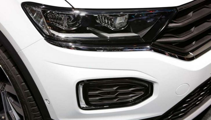 Volkswagen T-Roc Edition 190, edizione limitata prenotabile online da 35.000 euro - Foto 5 di 11