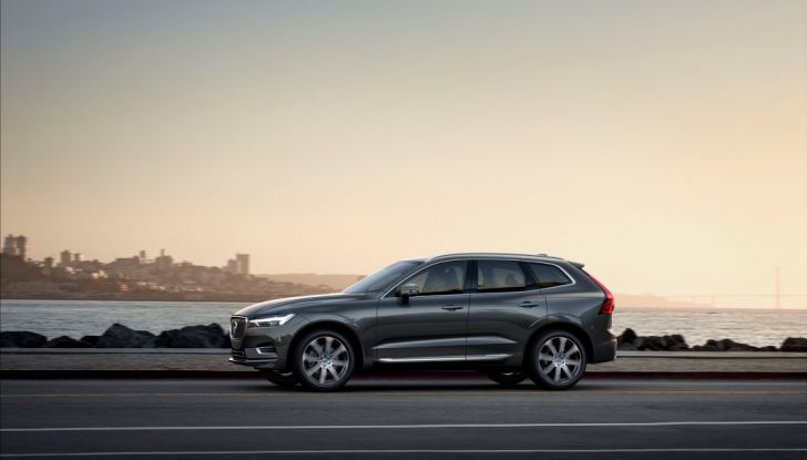 Volvo XC60 2017: Prova su strada, opinioni e prezzi del SUV svedese - Foto 32 di 35