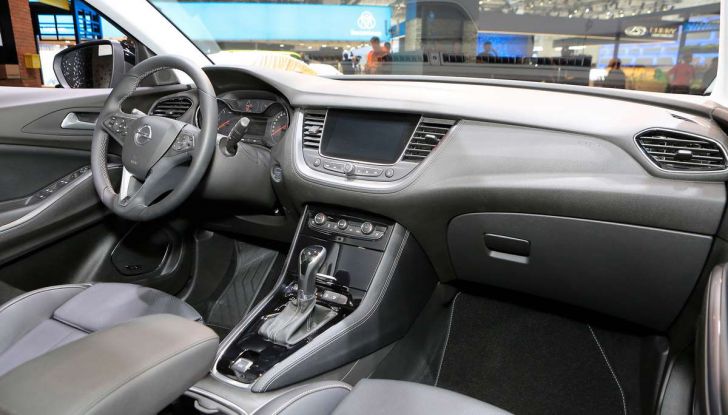 Opel Grandland X - Foto 10 di 16