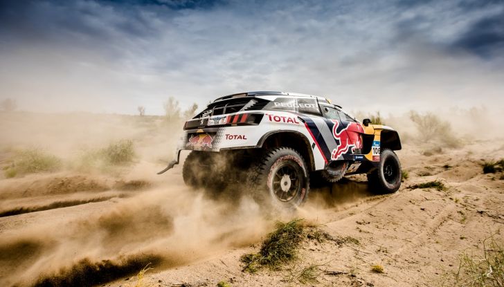 Rally del Marocco – Loeb porta a casa la prima vittoria per Peugeot - Foto 1 di 2