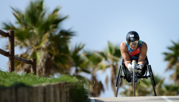 Un fantastico Alex Zanardi sotto le 9 ore all’IronMan di Barcellona - Foto 8 di 12