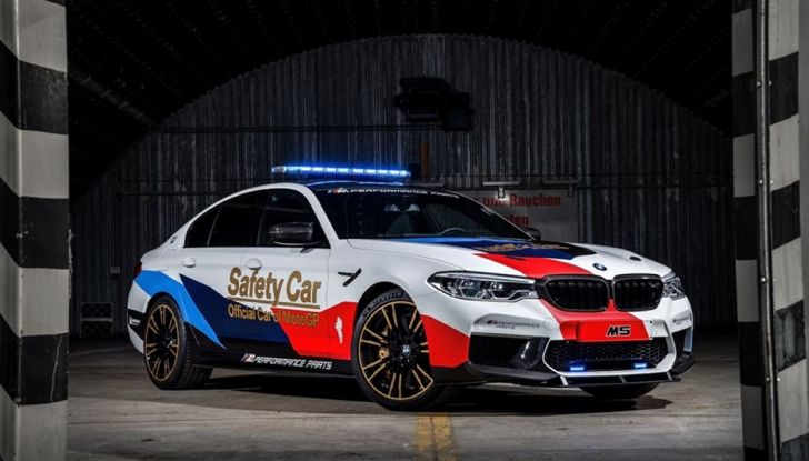 La nuova BMW M5 xDrive è Safety Car della MotoGP 2018 - Foto 1 di 16
