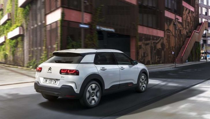 Citroen C4 Cactus restyling, nuovo design e più tecnologia - Foto 16 di 19