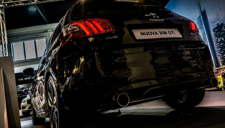 Peugeot 308 GTi By Peugeot Sport: racing puro sulle strade - Foto 4 di 12