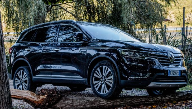 Renault Koleos 2017: Prova su Strada del SUV Senza Limiti con 4×4 e X-Tronic - Foto 17 di 39