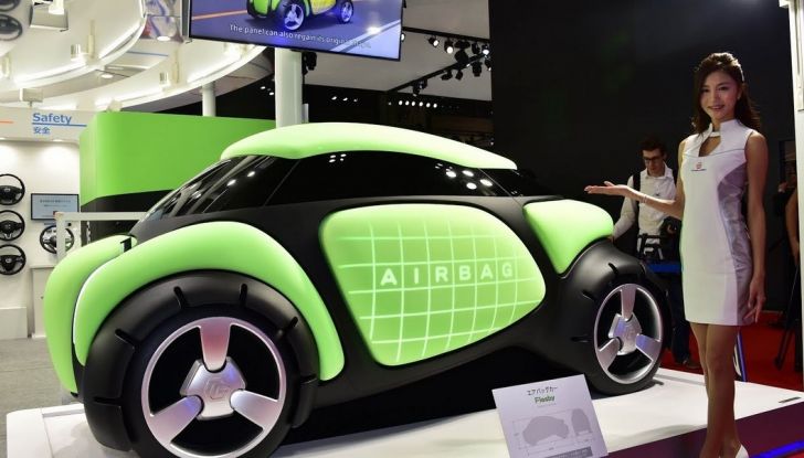 Flesby II, l’auto morbida amica dei pedoni al Salone di Tokyo 2017 - Foto 2 di 5