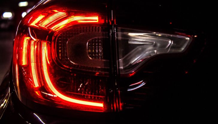 Prova su strada Renault Captur 2017: il crossover agile e spigliato - Foto 31 di 37