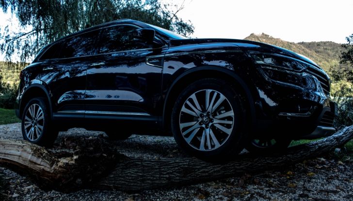 Renault Koleos 2017: Prova su Strada del SUV Senza Limiti con 4×4 e X-Tronic - Foto 24 di 39