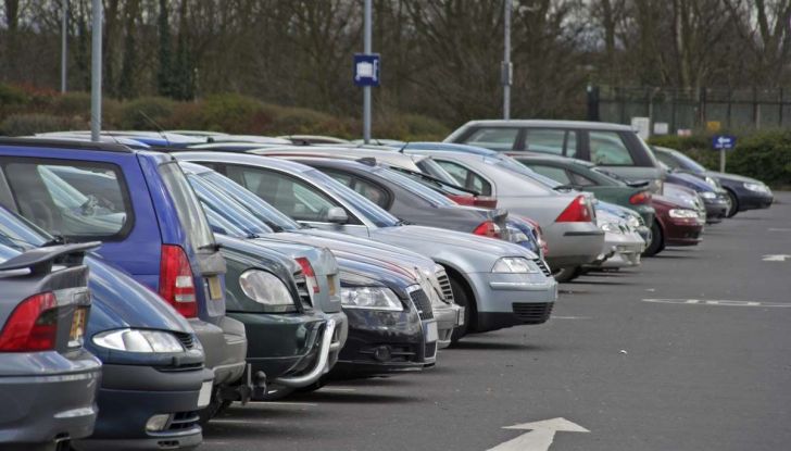 Assistente al parcheggio auto, 20 anni di innovazione Volkswagen - Foto 10 di 11